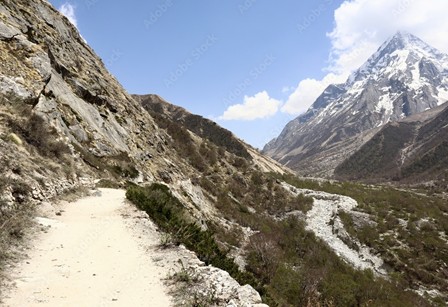 インドのガンゴートリーへの道